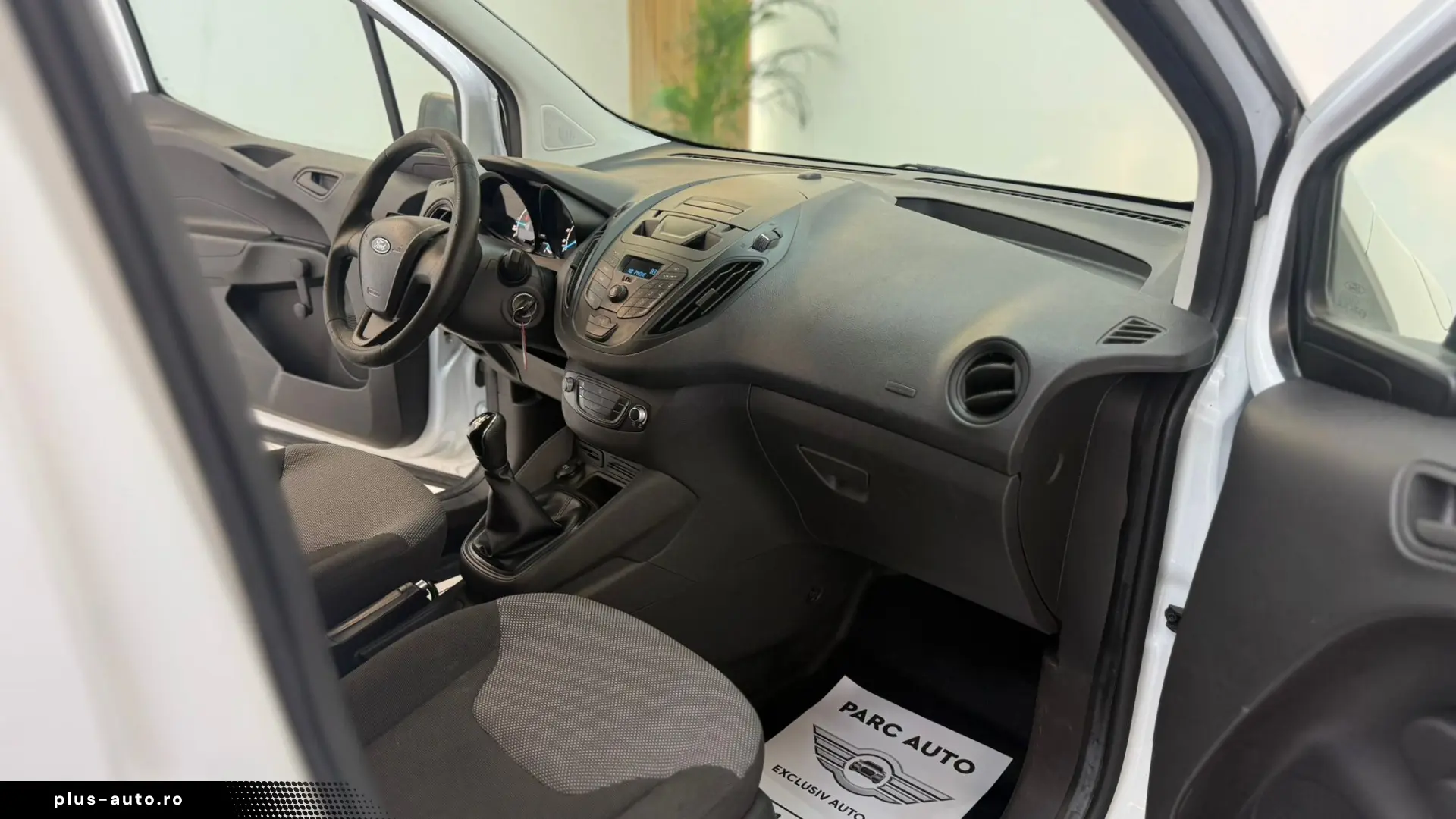 Ford Transit Courier