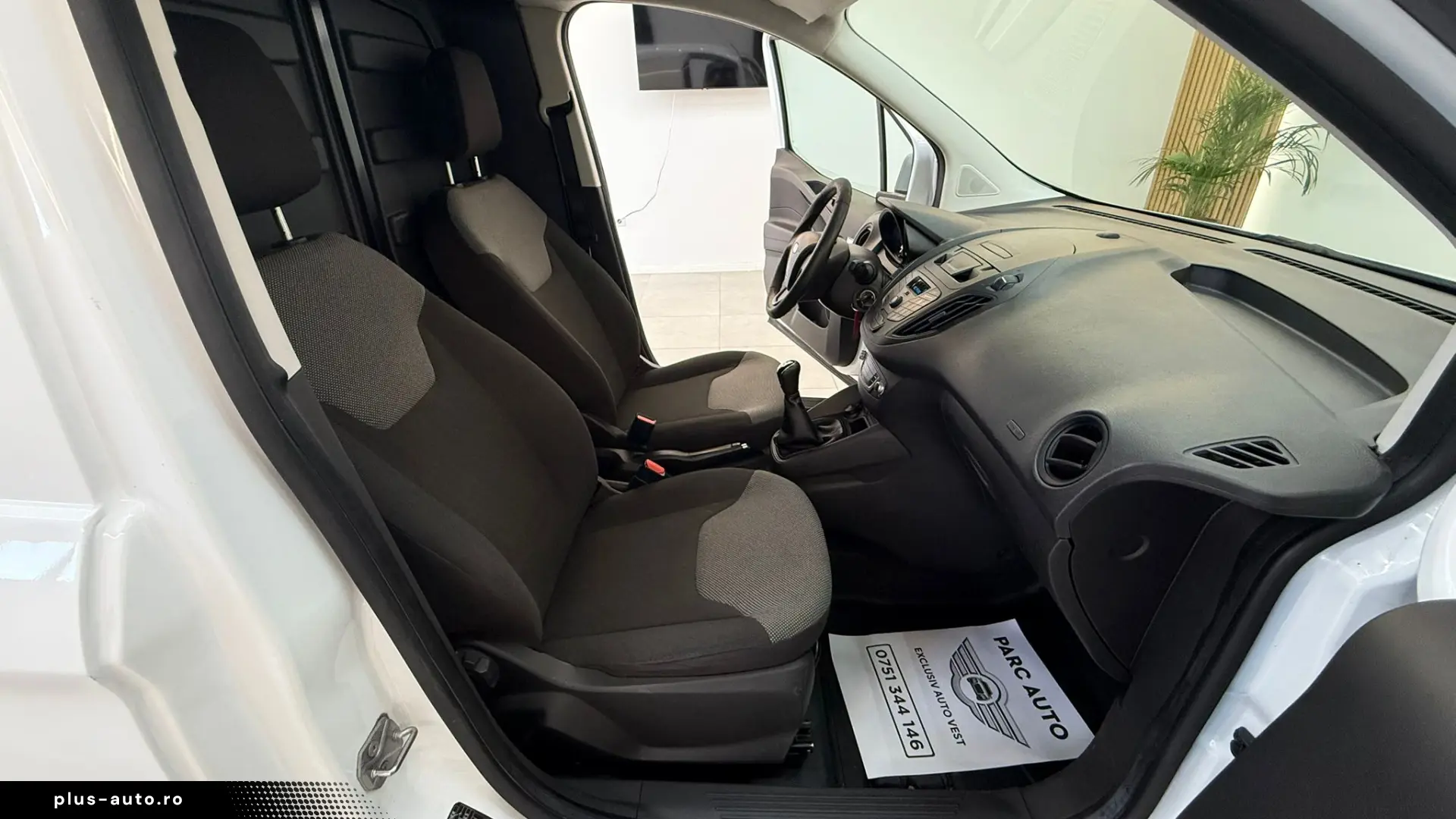 Ford Transit Courier