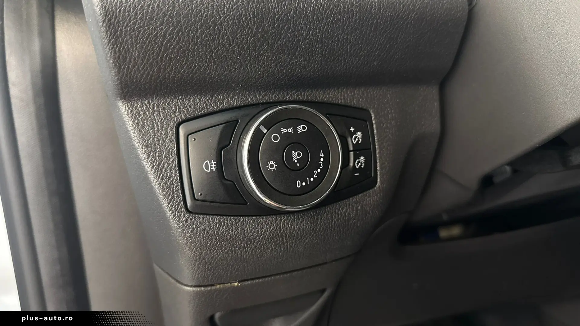 Ford Transit Courier
