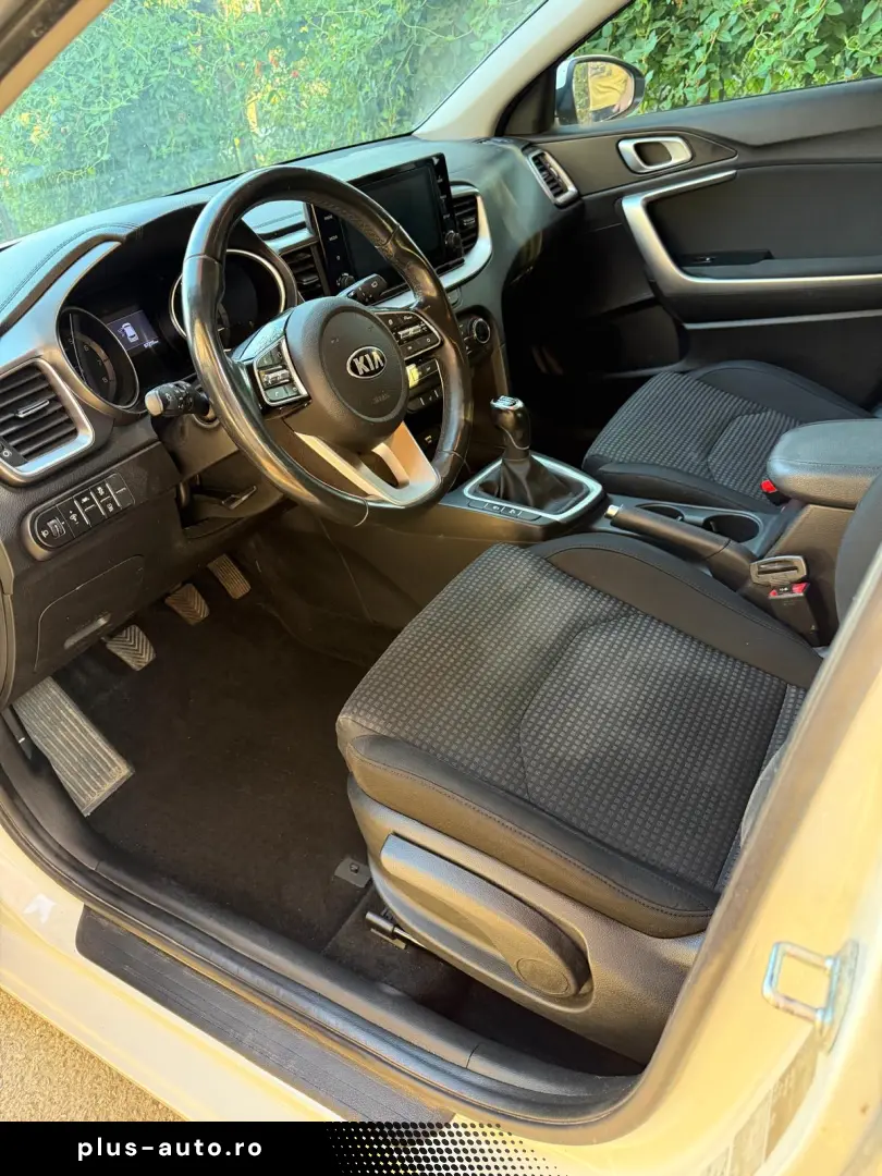 Kia cee'd   Ceed