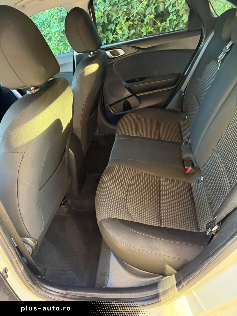 Kia cee'd   Ceed