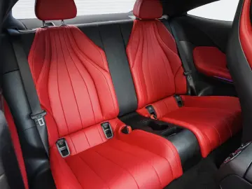 MERCEDES-BENZ CLE 220 d COUPE AMG-LINE PANORAMA