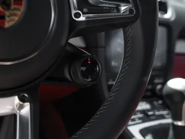 Porsche Boxster GTS 4.0