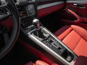 Porsche Boxster GTS 4.0