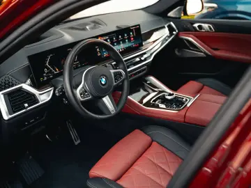 BMW X6 xDrive40i M Sport Pro B&W MASAJ PANO AIRMATIC