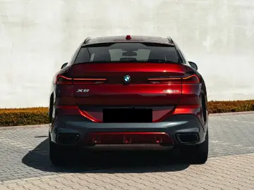 BMW X6 xDrive40i M Sport Pro B&W MASAJ PANO AIRMATIC