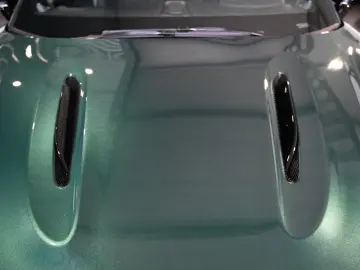 Aston Martin DBX S Malachite Green Bowers&Wilkins