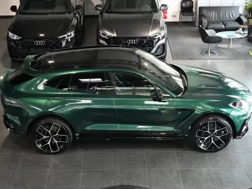 Aston Martin DBX S Malachite Green Bowers&Wilkins