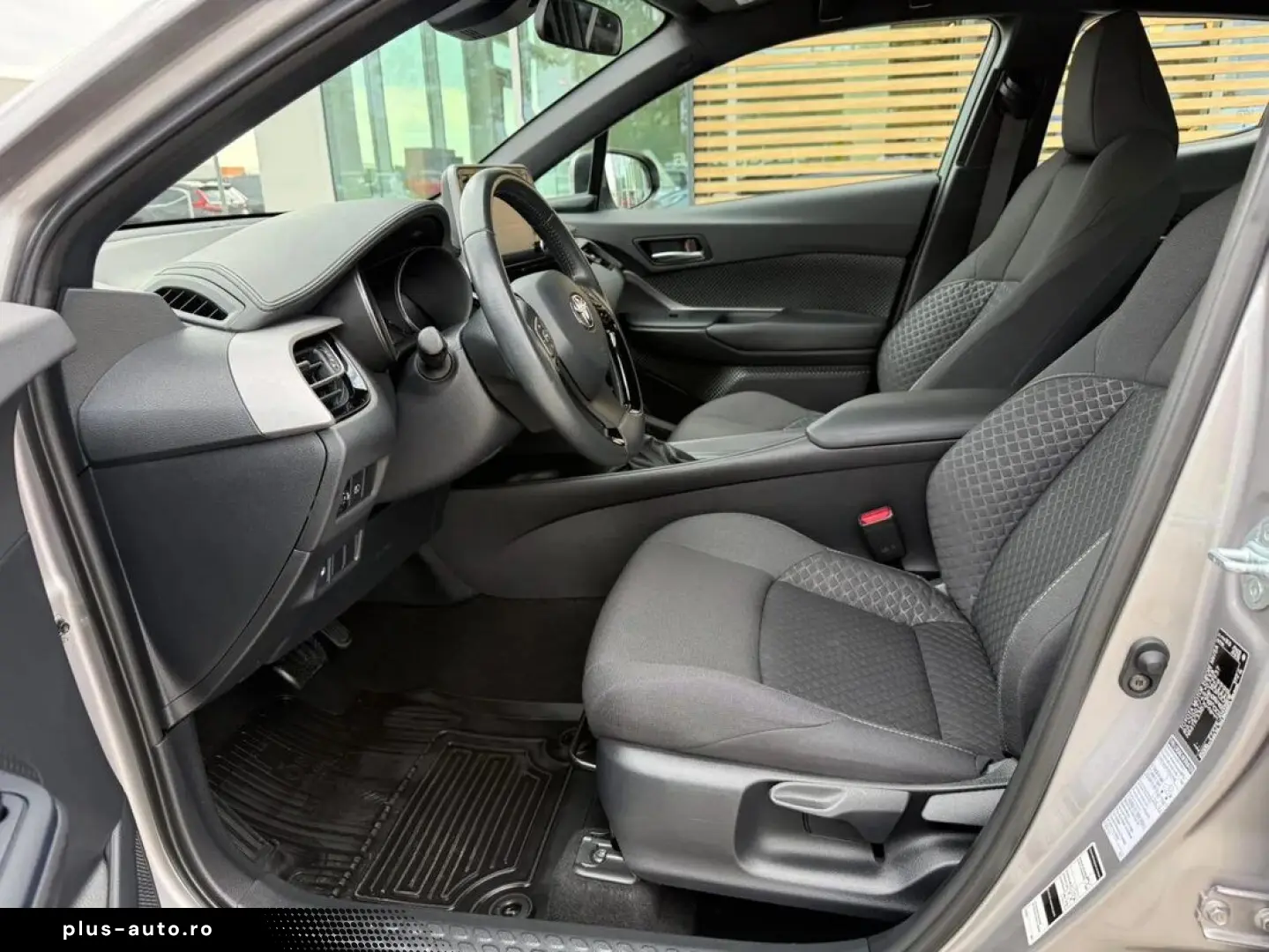 Toyota C-hr Core 1.8 Hybrid 122 Cp