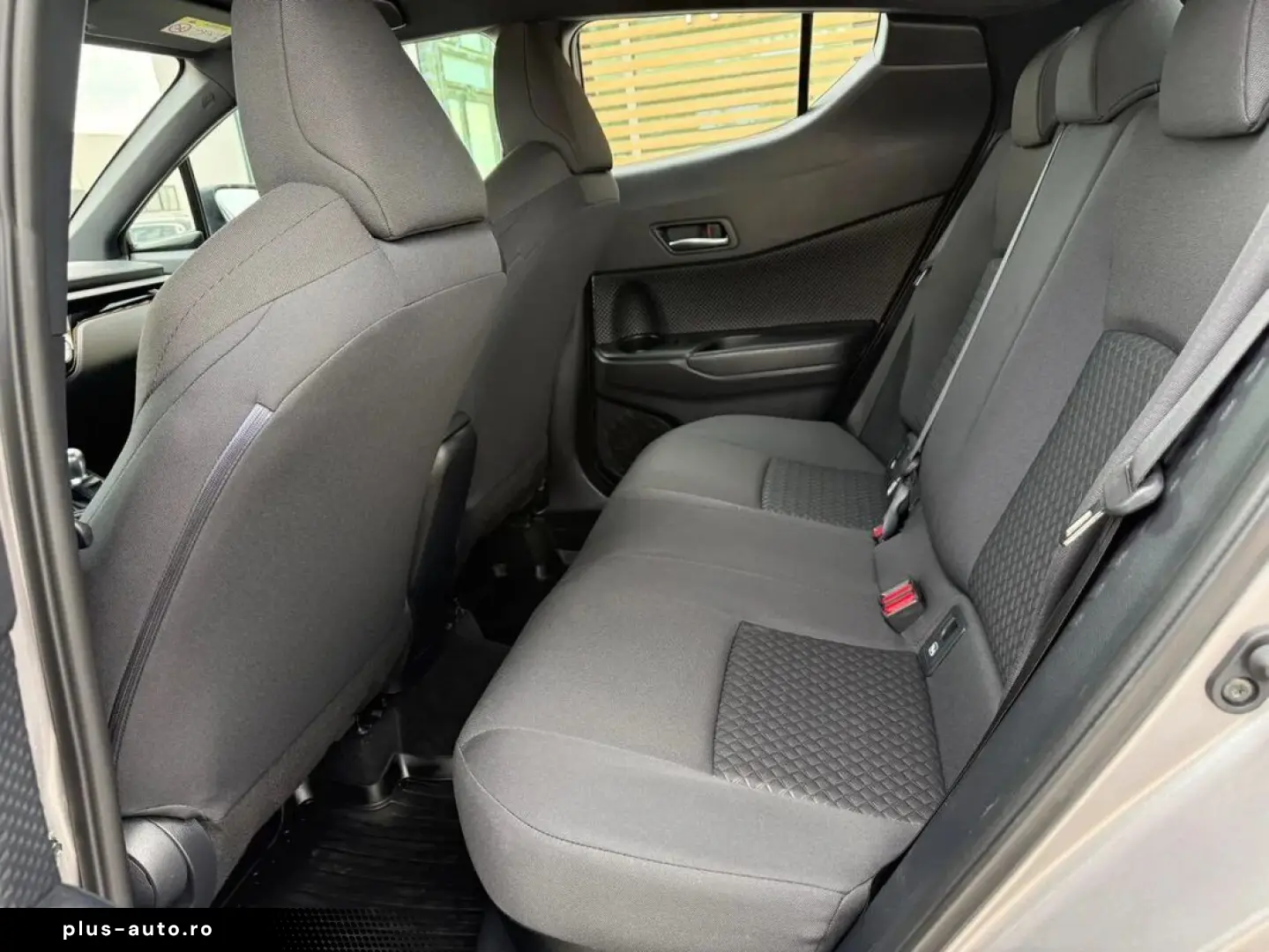 Toyota C-hr Core 1.8 Hybrid 122 Cp
