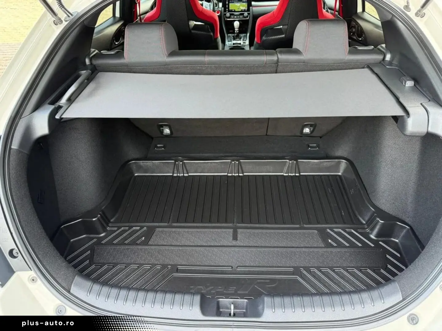 Honda Civic Type R 2.0 Benzina 320 Cp