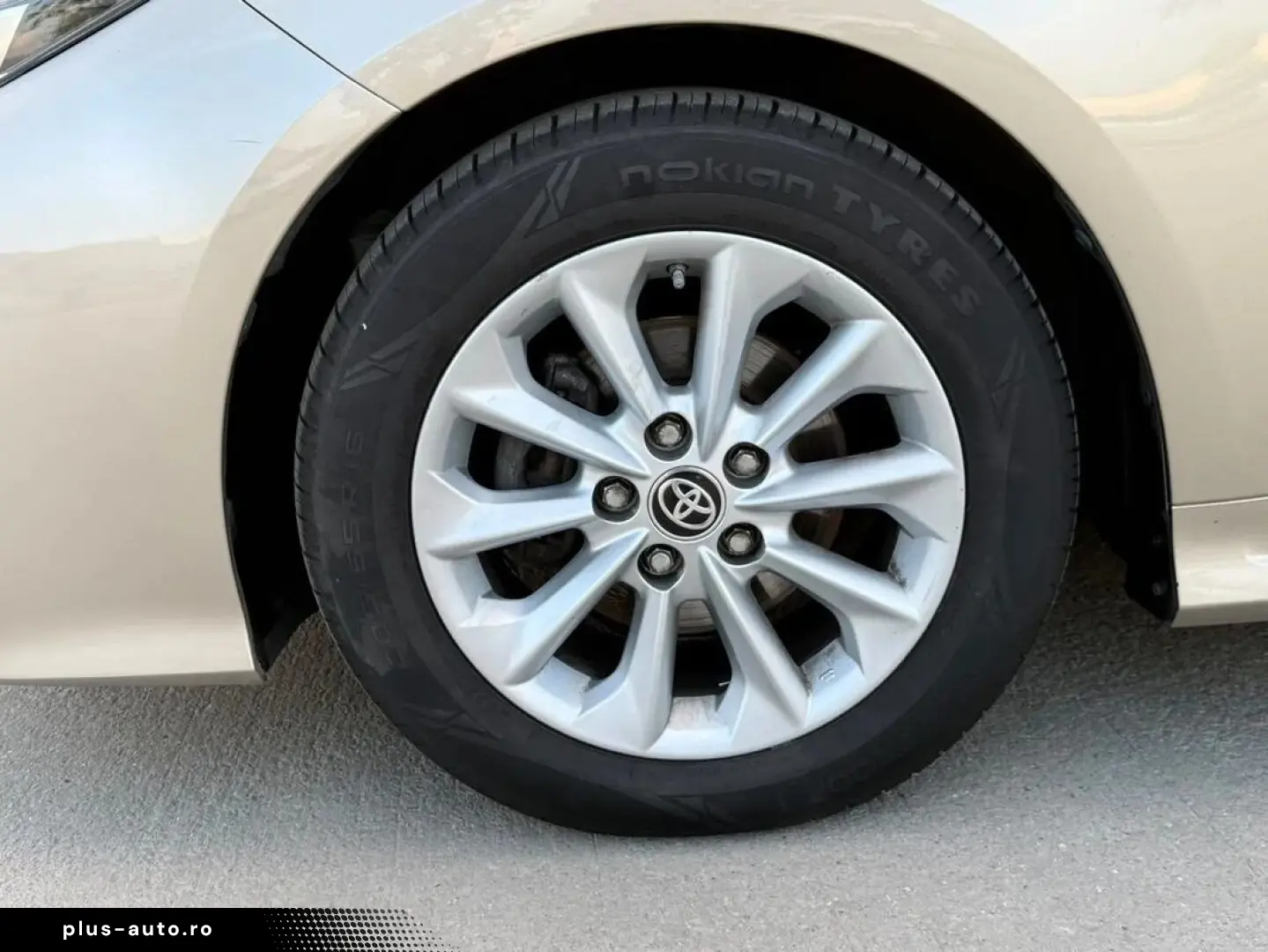 Toyota Corolla Dynamic 1.5 Benzina 125 Cp