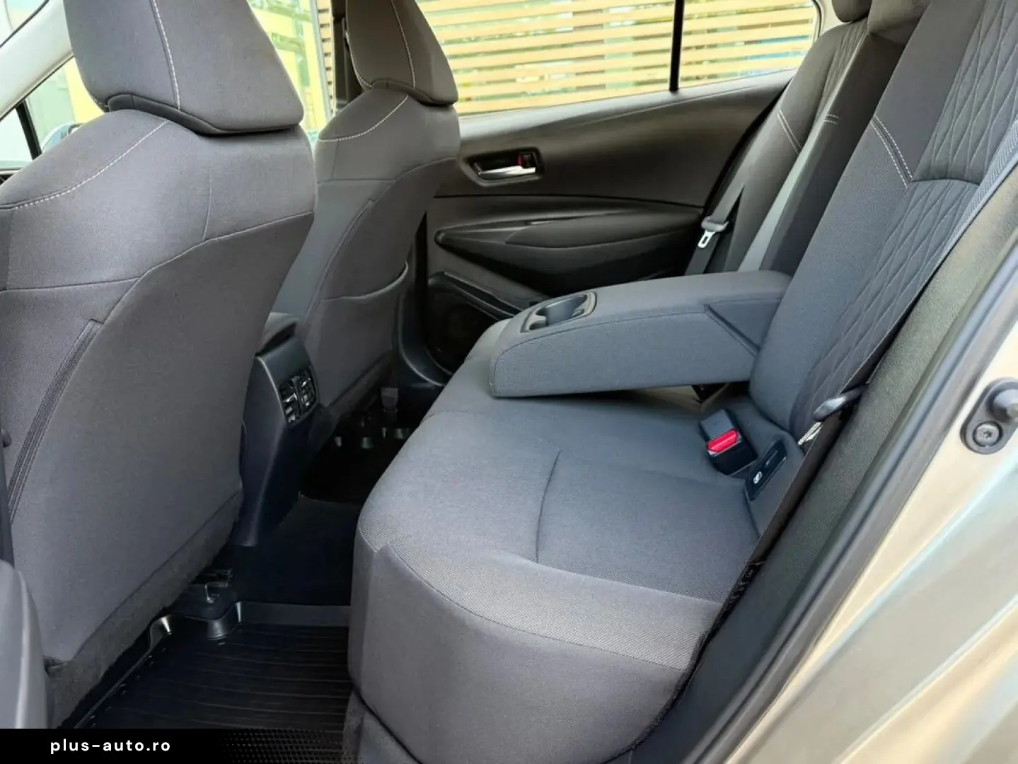 Toyota Corolla Dynamic 1.5 Benzina 125 Cp