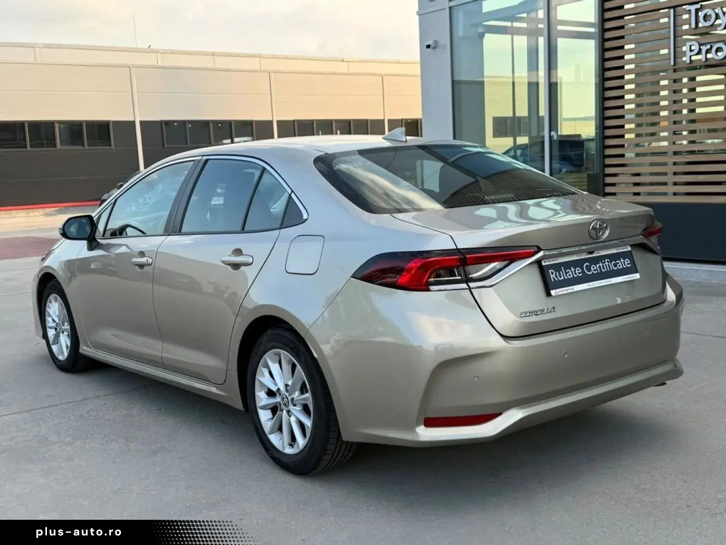 Toyota Corolla Dynamic 1.5 Benzina 125 Cp