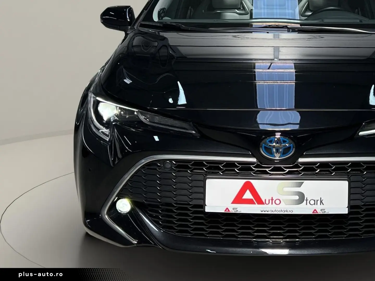 Toyota Corolla 2.0 Hybrid Lounge