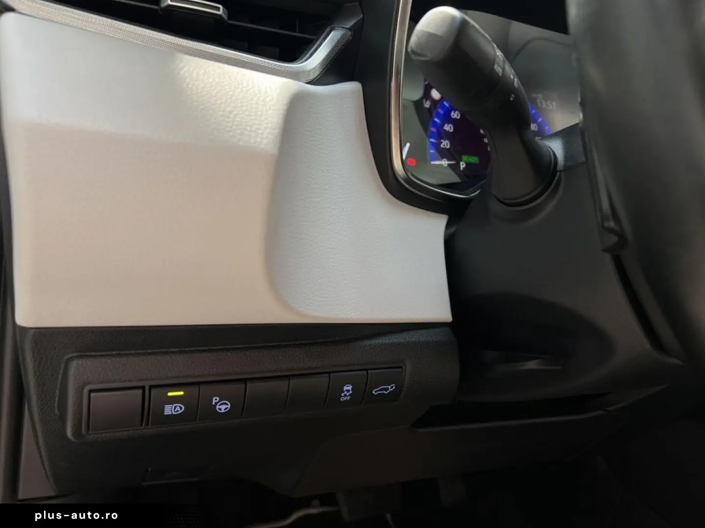 Toyota Corolla 2.0 Hybrid Lounge