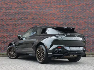 Aston Martin DBX 707   Minotaur Green - Copper Tan