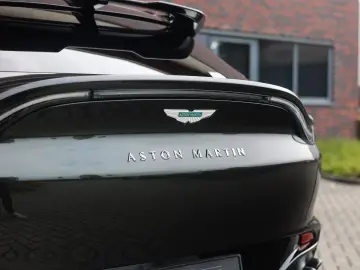 Aston Martin DBX 707   Minotaur Green - Copper Tan