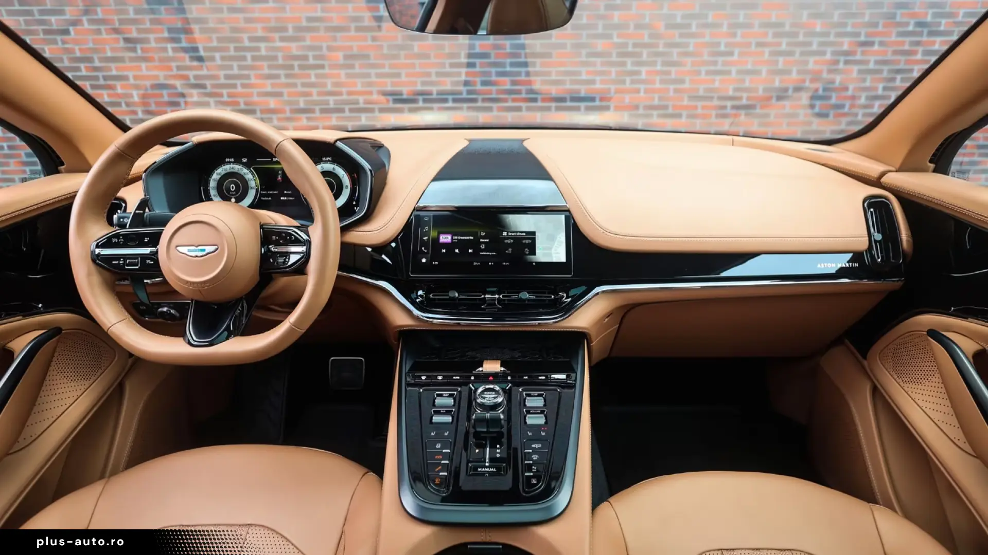 Aston Martin DBX 707   Minotaur Green - Copper Tan