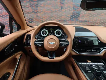 Aston Martin DBX 707   Minotaur Green - Copper Tan