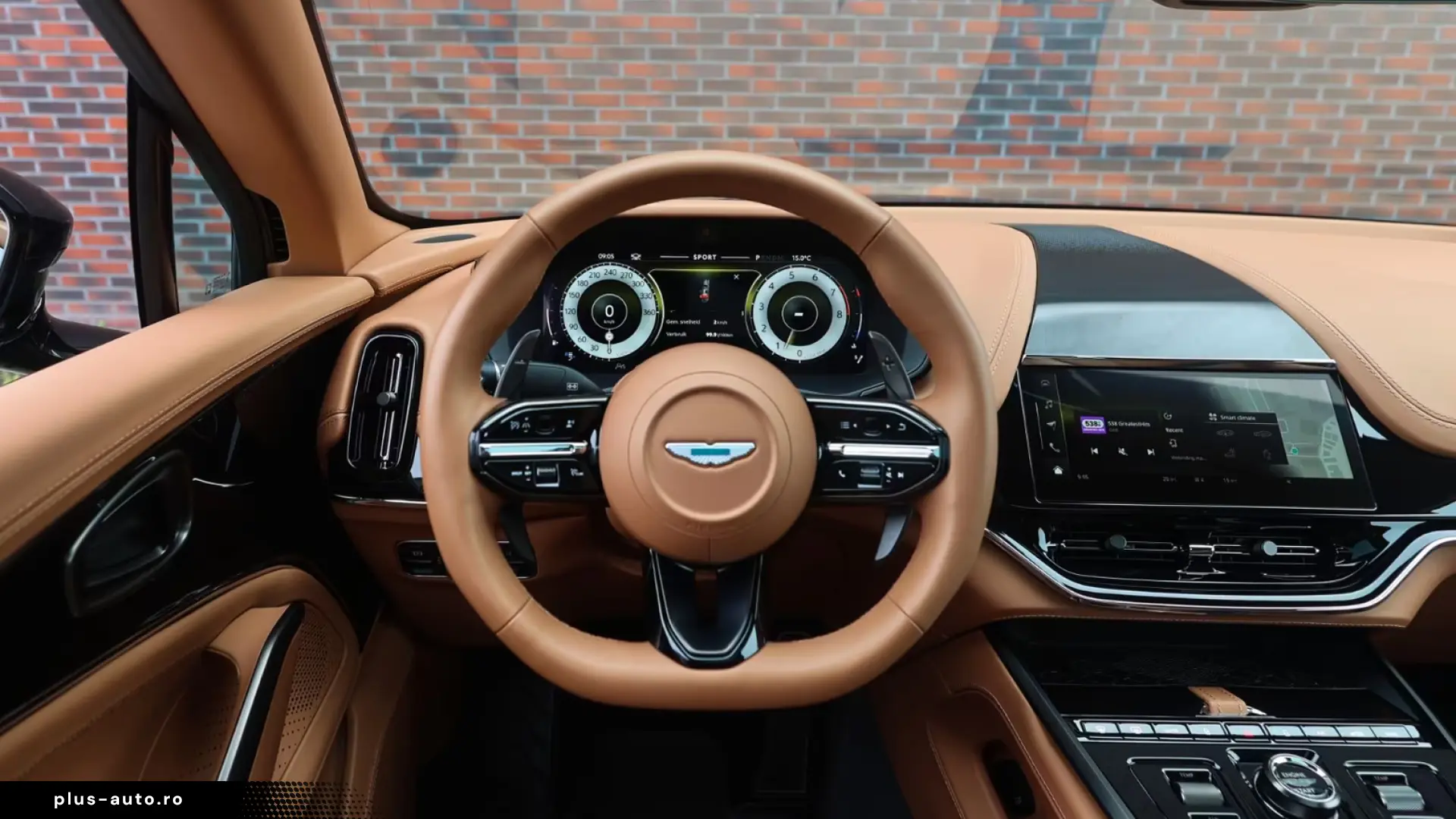 Aston Martin DBX 707   Minotaur Green - Copper Tan