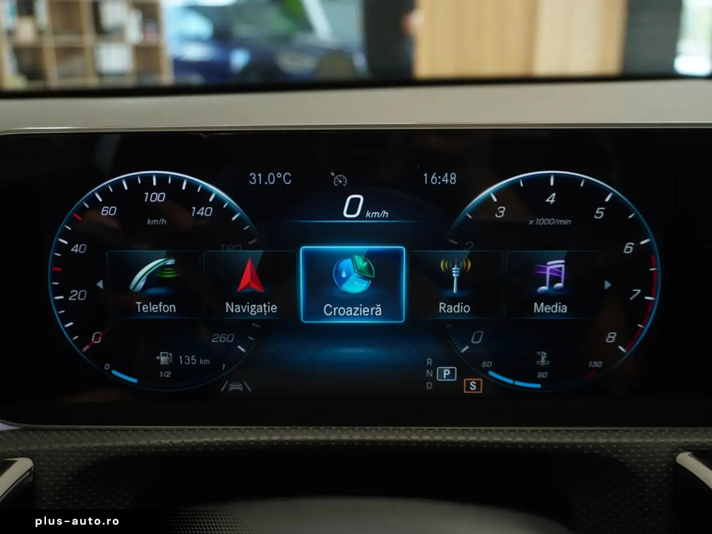 Mercedes-Benz A-180
