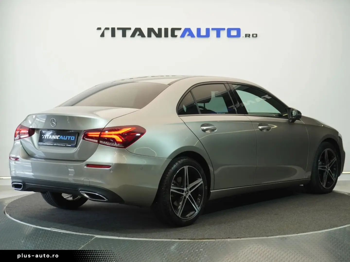 Mercedes-Benz A-180