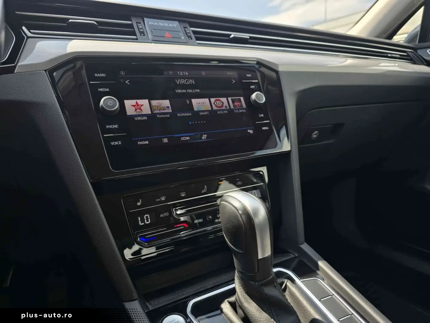 Volkswagen Passat 2022
