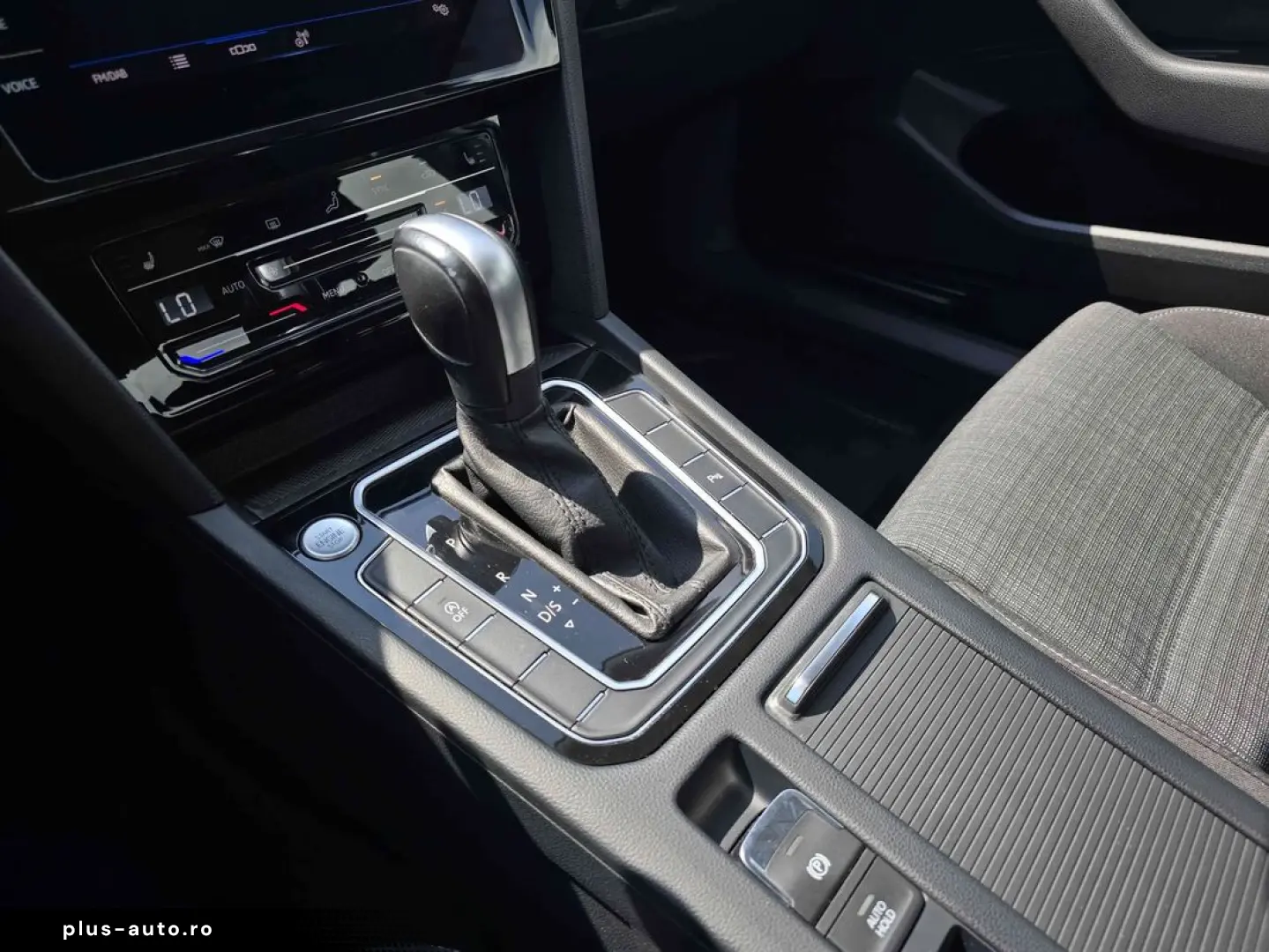 Volkswagen Passat 2022