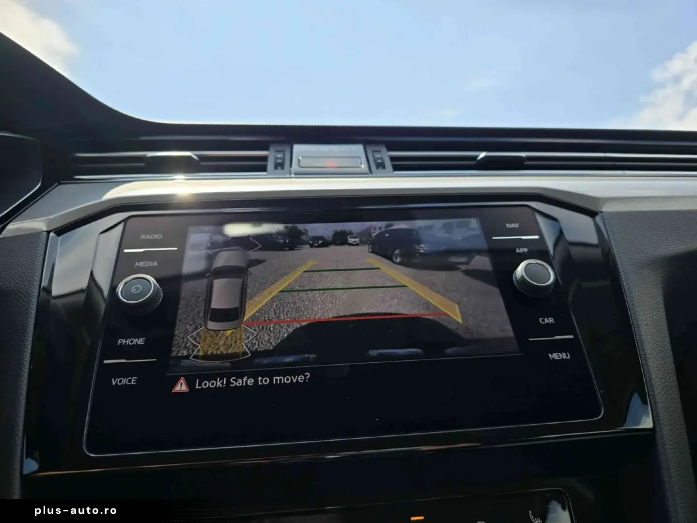 Volkswagen Passat 2022