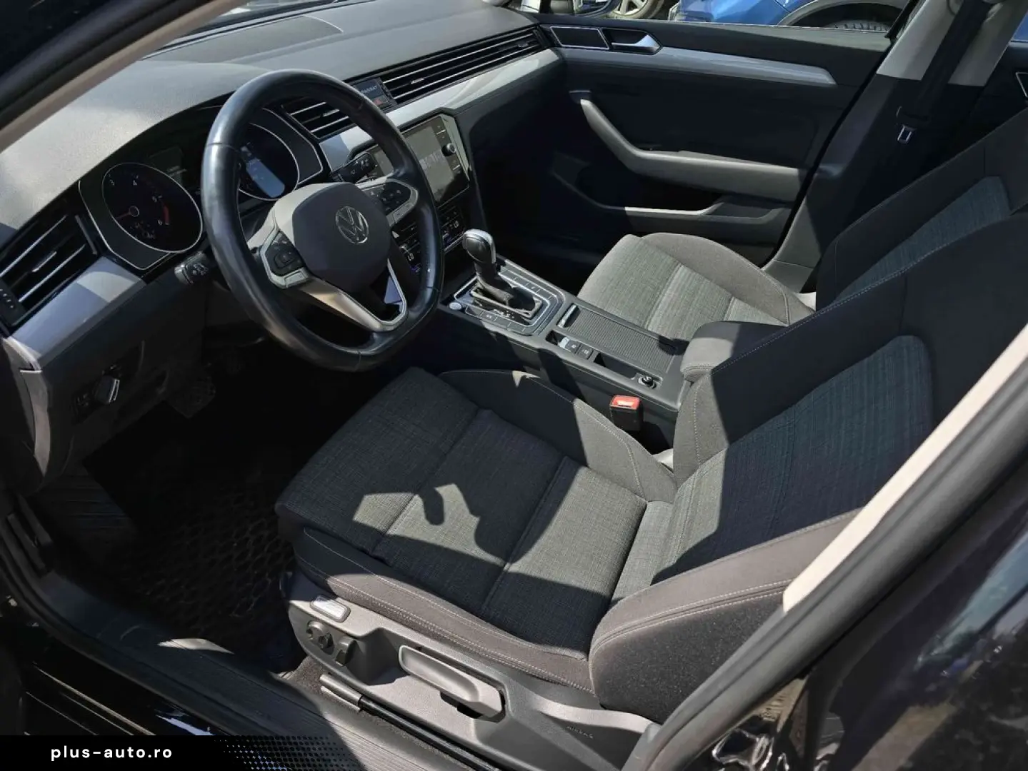 Volkswagen Passat 2022