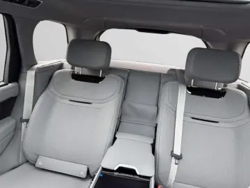 Land Rover Range Rover SV Intrepid P615
