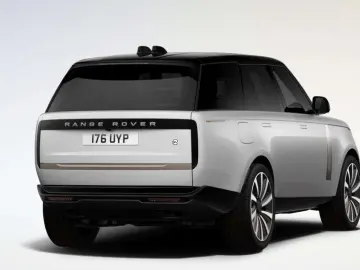 Land Rover Range Rover SV SWB P615 AHK 23  EventSuite Komf.