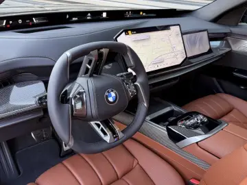 BMW 740 xDrive M Sport Pro Facelift!