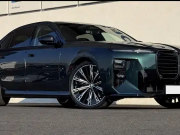 BMW 740 xDrive M Sport Pro Facelift!