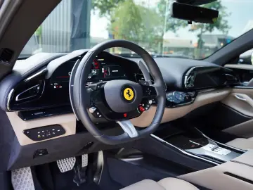 Ferrari Purosangue 6.5 V12