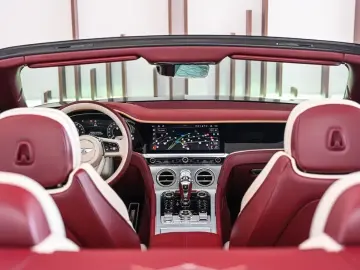 Bentley Continental GTC Mulliner V8 Hybrid