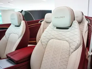 Bentley Continental GTC Mulliner V8 Hybrid