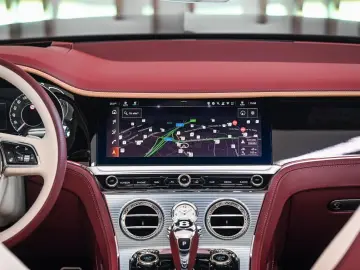 Bentley Continental GTC Mulliner V8 Hybrid