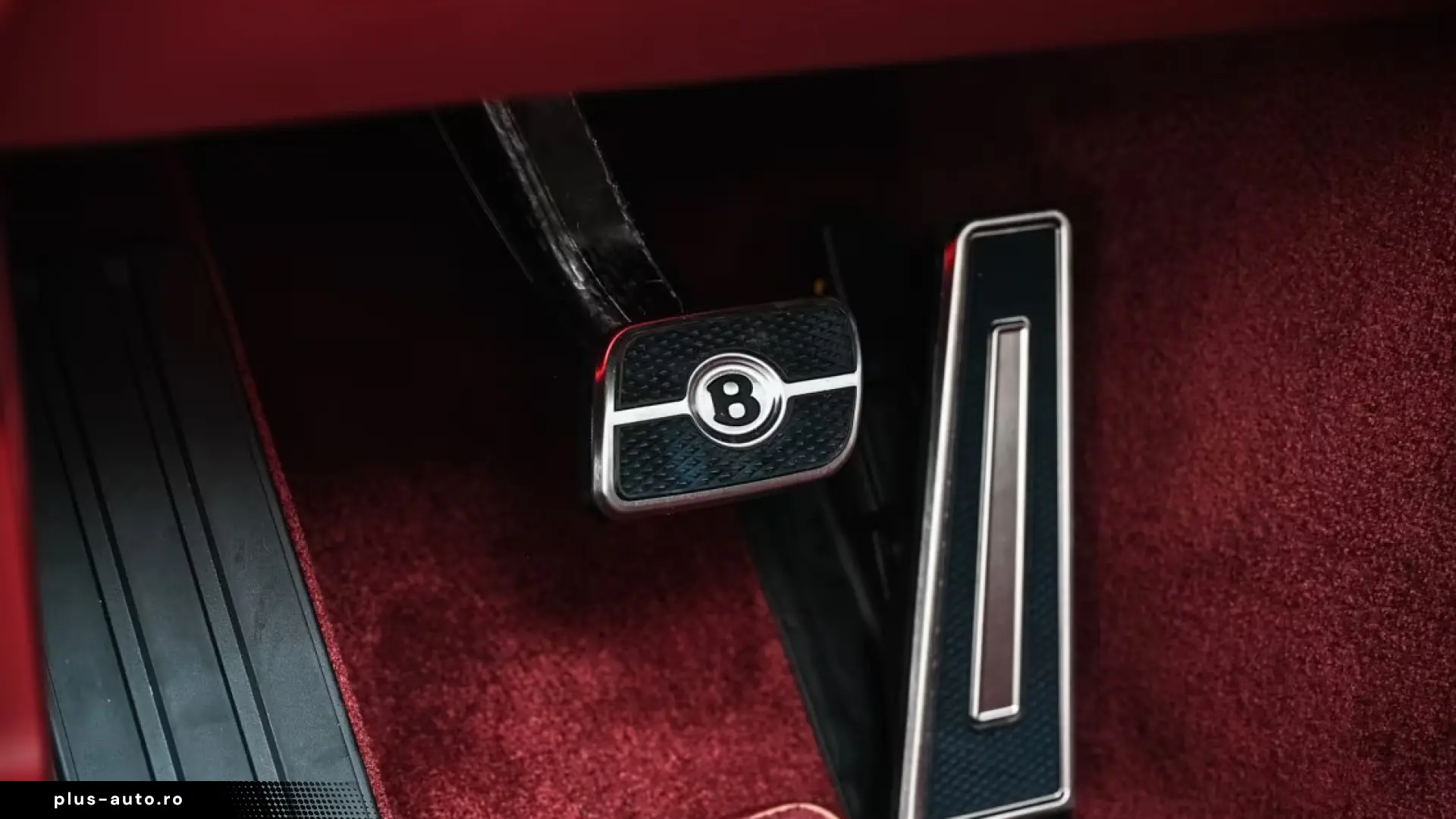 Bentley Continental GTC Mulliner V8 Hybrid