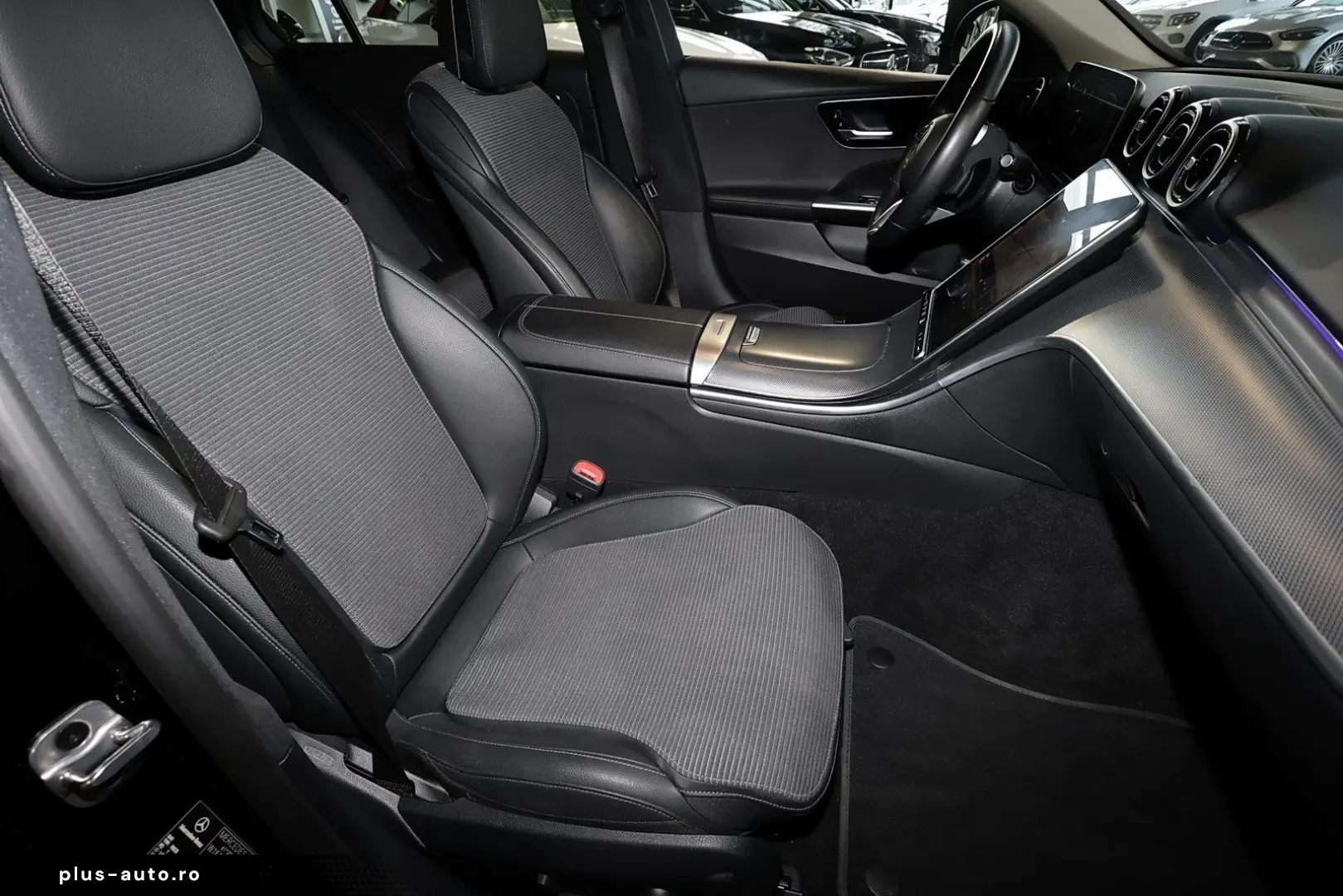 MERCEDES-BENZ C 300 e T Avantgarde