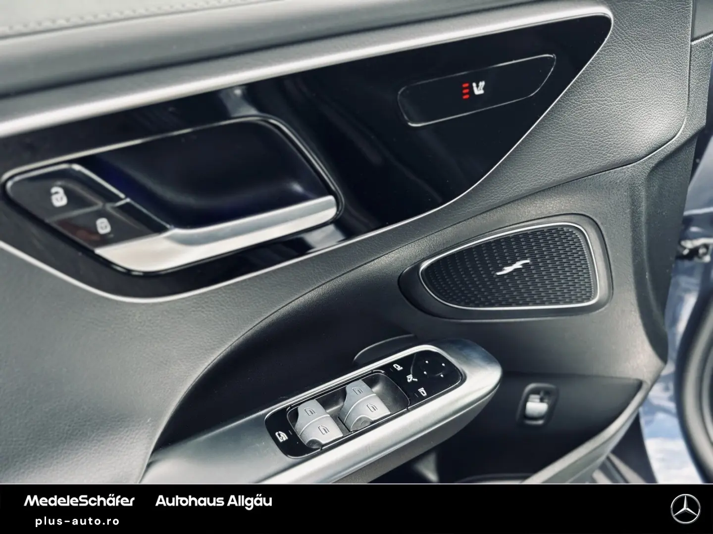 MERCEDES-BENZ C 300 de 18 -AMG Pano AHK 360  LEDER 4&hellip;