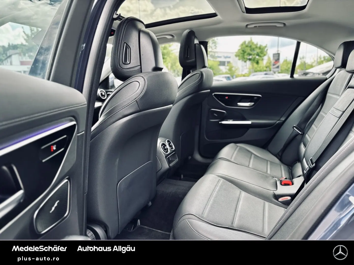 MERCEDES-BENZ C 300 de 18 -AMG Pano AHK 360  LEDER 4&hellip;