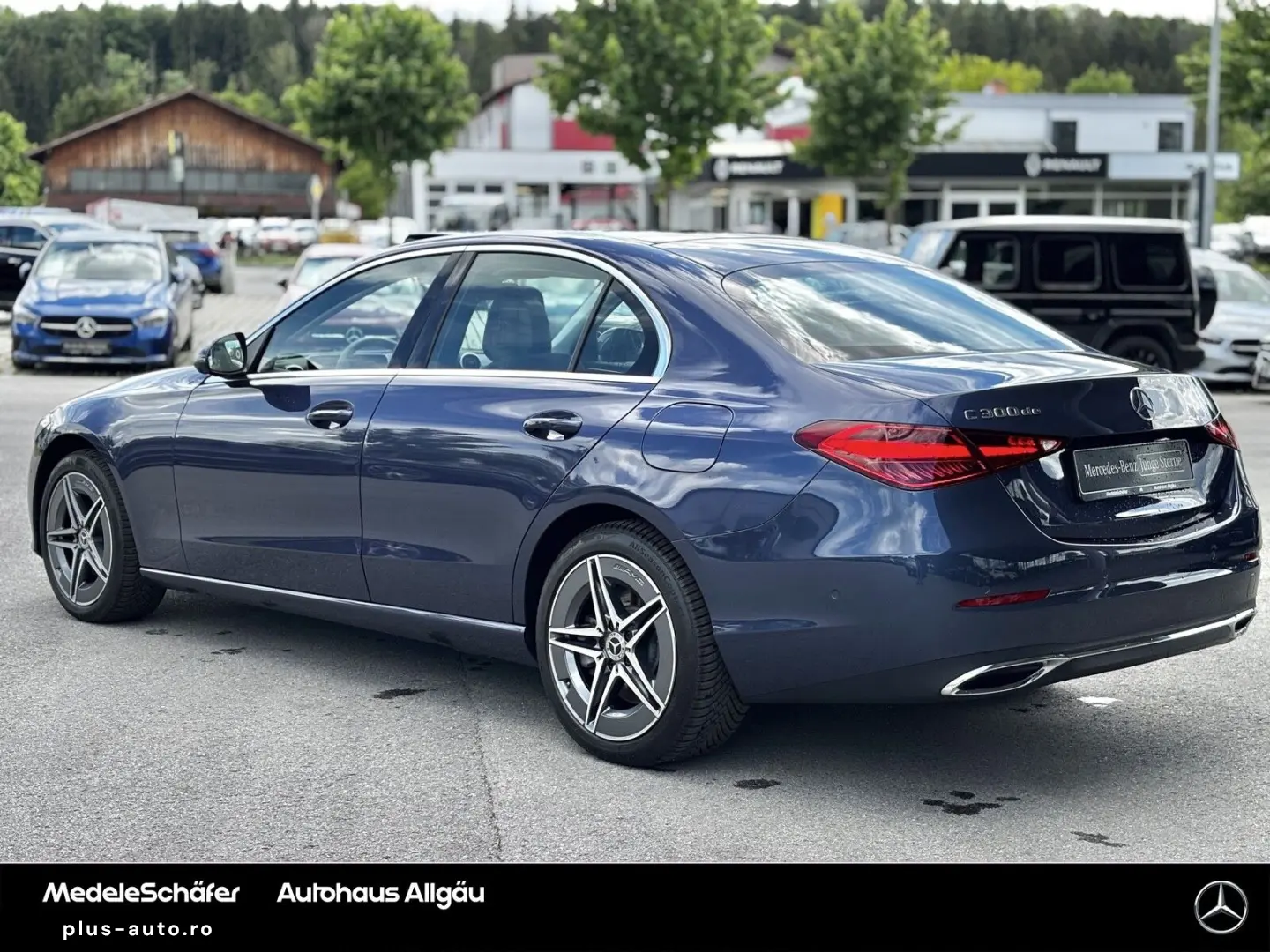 MERCEDES-BENZ C 300 de 18 -AMG Pano AHK 360  LEDER 4&hellip;