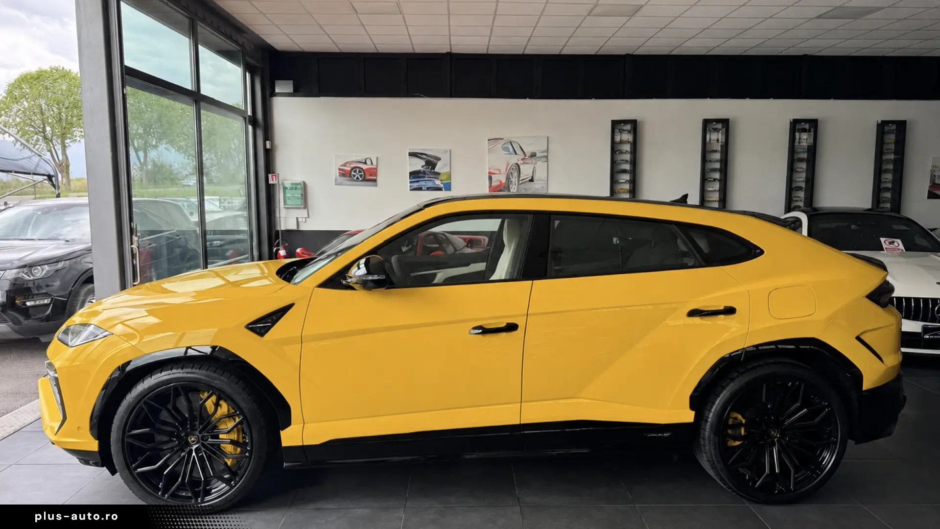Lamborghini Urus SE NOU