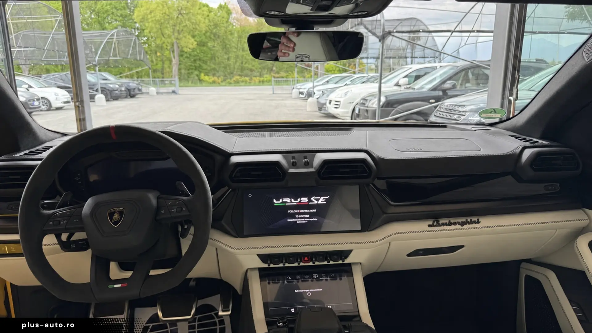 Lamborghini Urus SE NOU