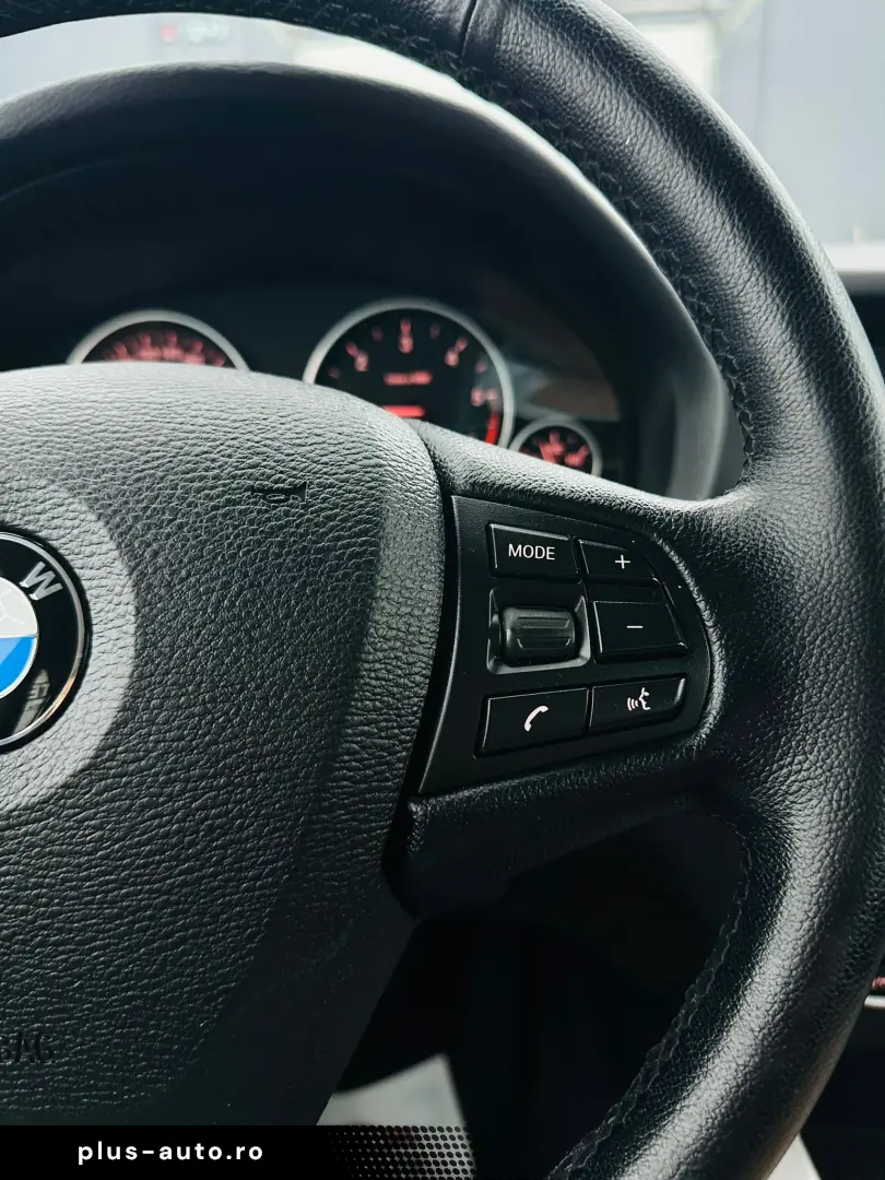 BMW X3 2012 — imagine 30