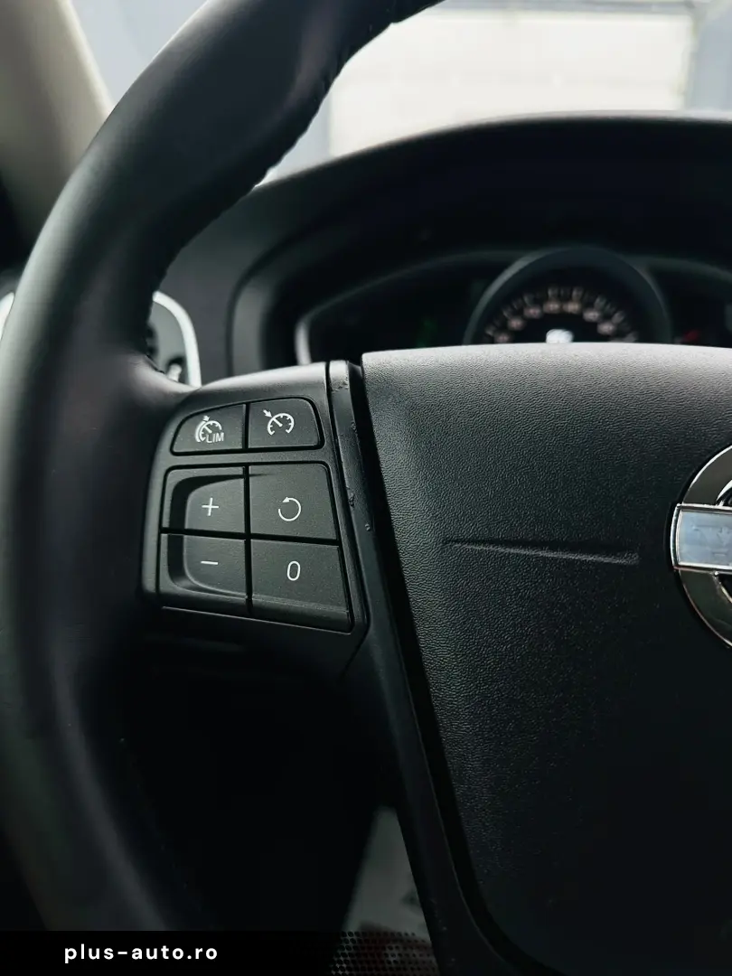 VOLVO V40 2014 1.6D E5 Garantie 12 Luni Rate Avans 0 Doar Cu