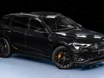 AUDI E-Tron 55 S-Line BlackEdition Pano 21  Matrix