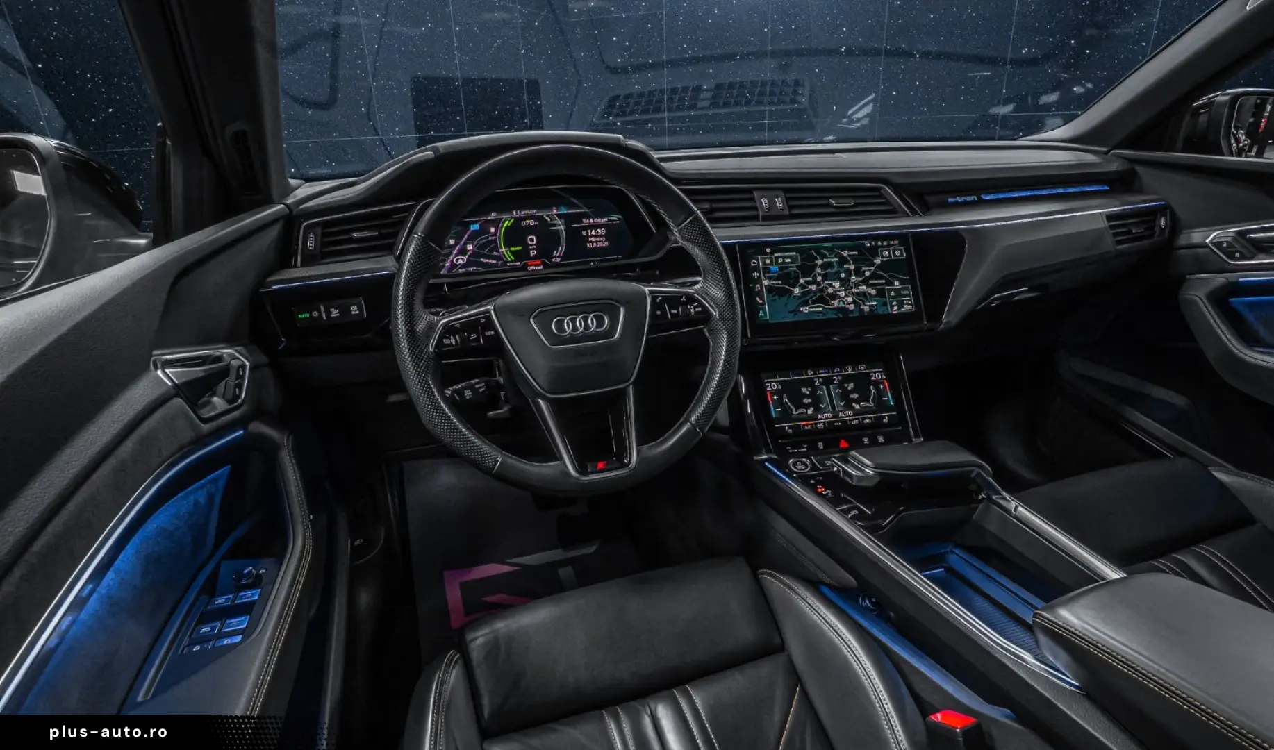 AUDI E-Tron 55 S-Line BlackEdition Pano 21  Matrix
